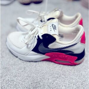 Nike Air Max size 6 women